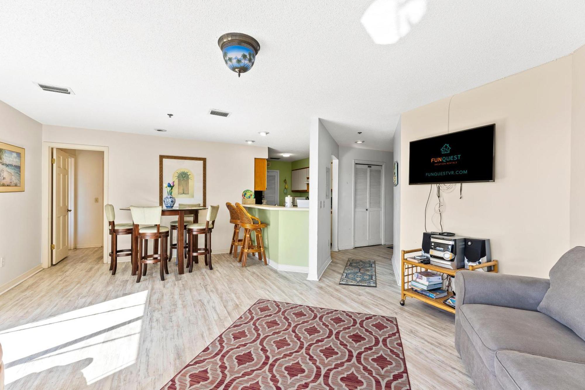 1302B St Thomas Square Apartment Panama City Beach Exterior photo